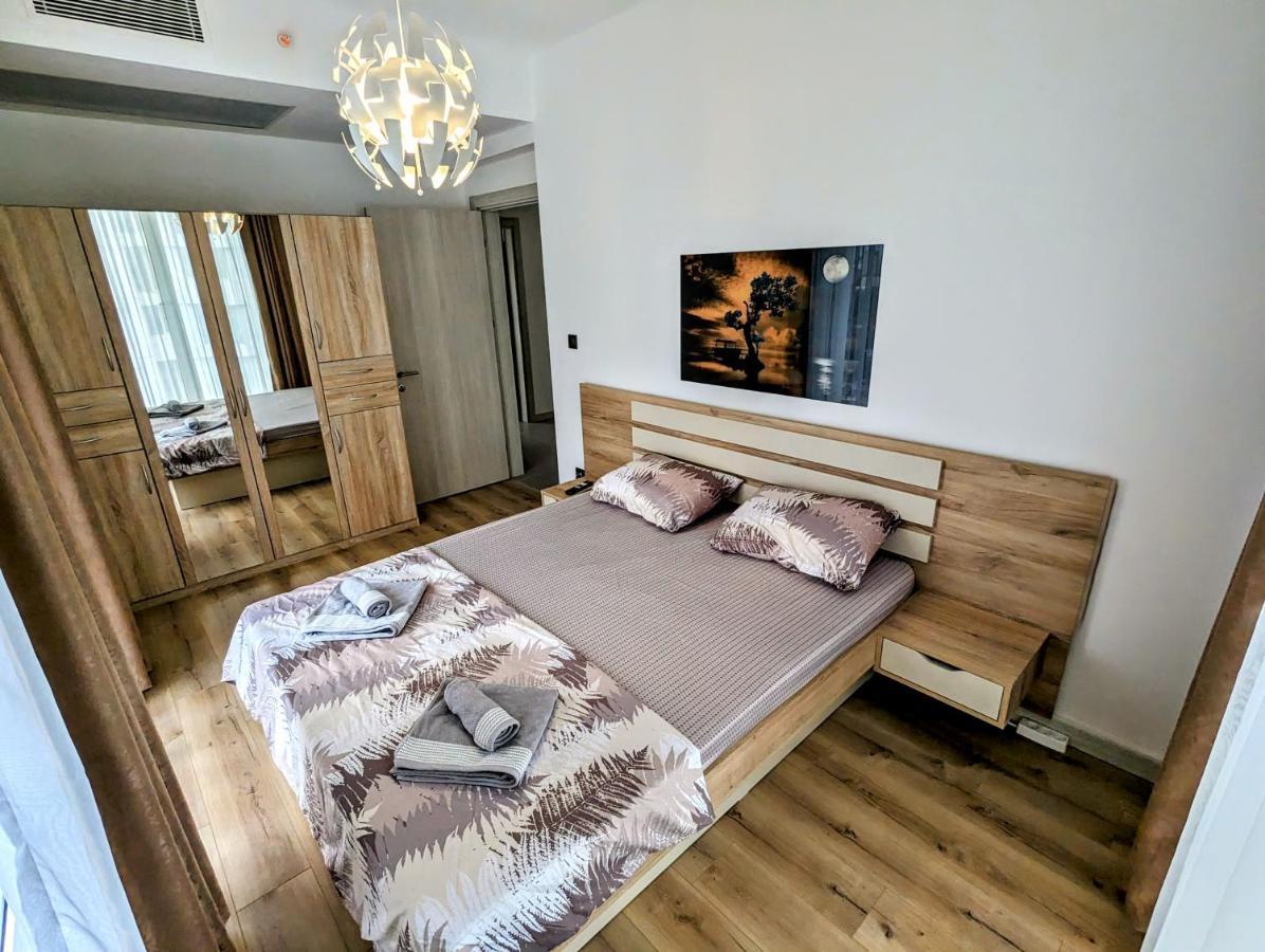 16Th Floor Sky View Condo With Pool And Fitness Skopje Zewnętrze zdjęcie